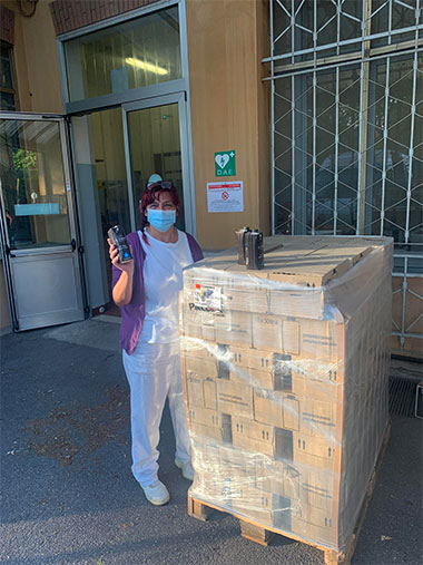 Acqua in brick e Ristorante Il Moro di Suzzara donazione acqua Ospedale Mantova Coronavirus