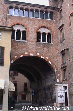 Arco Arengario Mantova