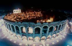 Arena di Verona di notte