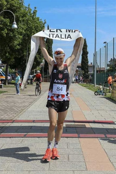 Emanuele Grenti vincitore Maratona della Battaglia 2024 Curtatone (MantovA)