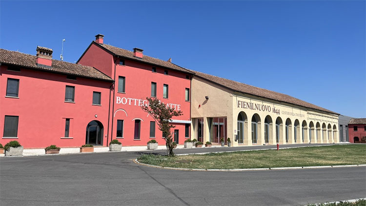 Fienilnuovo 1644 azienda agricola Palidano di Gonzaga (Mantova)