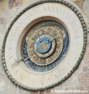 Orologio astronomico Mantova